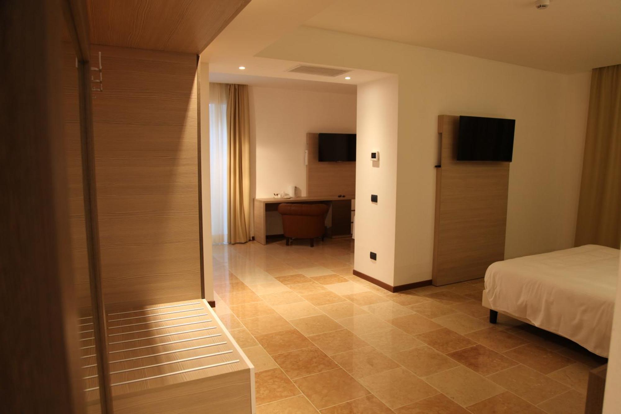 Hotel Metro มิลาน ห้อง รูปภาพ